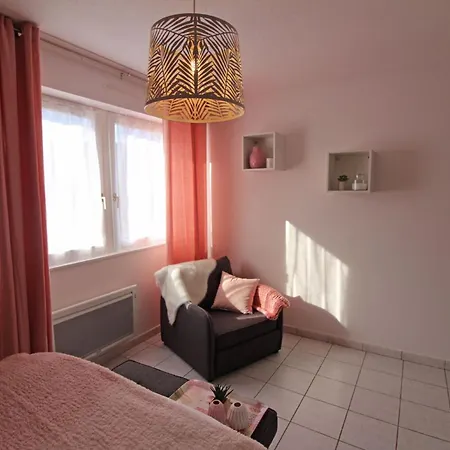 Chaleureux Avec Garage & Balcon Au Coeur De Gerardmer, Proche & Pistes - Fr-1-589-338 *