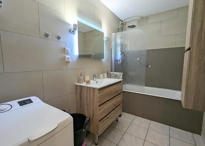 Chaleureux Avec Garage & Balcon Au Coeur De Gerardmer, Proche & Pistes - Fr-1-589-338